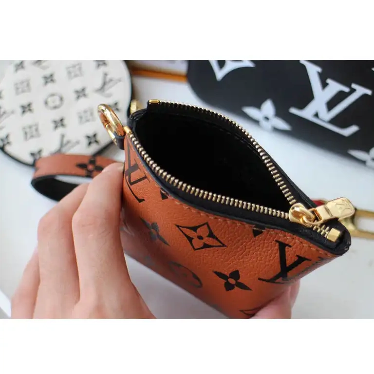 LV Bag 2110DJ0027 0814